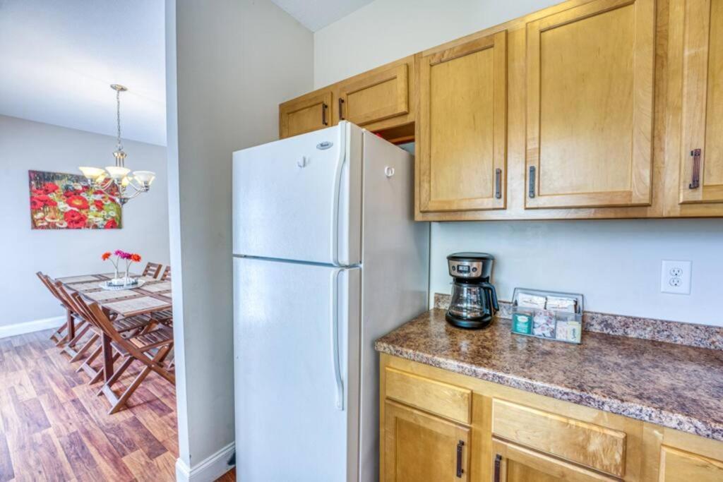 Holiday home Spacious Mountain House - 10 Minutes From & Biltmore! *